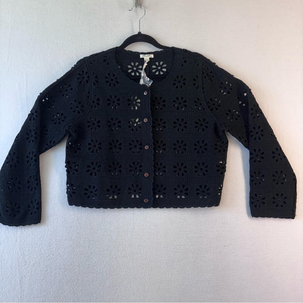 Ultra Pink Daisy Cardigan Black Cropped Size XL NWT